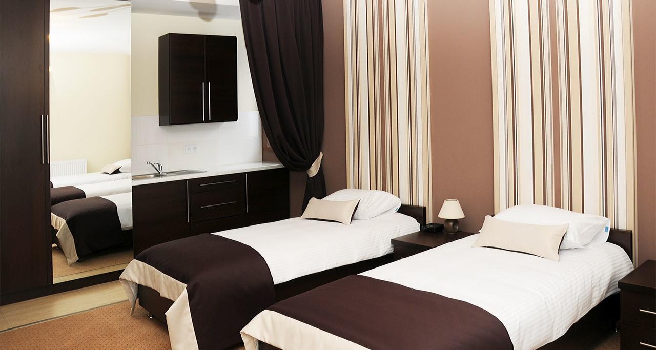 Hotel Klaudia Juszczyn Exteriör bild
